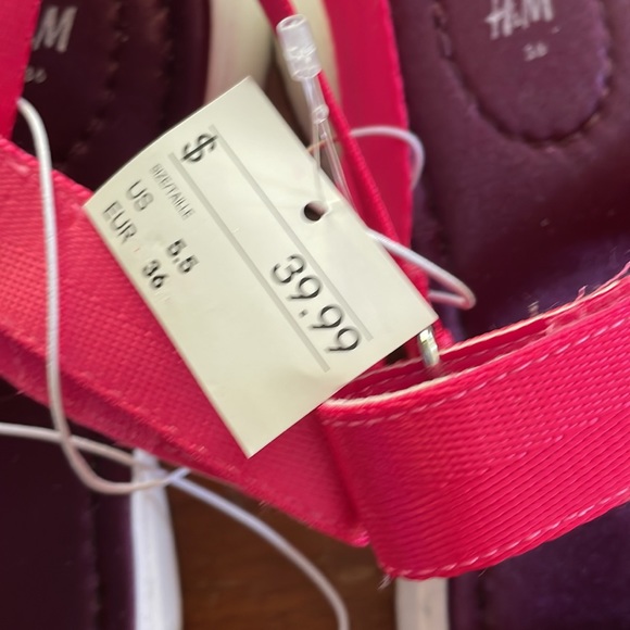H&M sandals (sz 5.5) - Picture 4 of 10